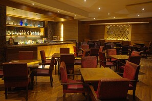 Bar (on property) - The Classique Club (Mumbai)