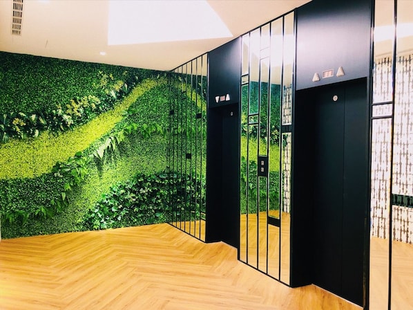 Property entrance - Metro Hotel - Howard Group (Douliou)