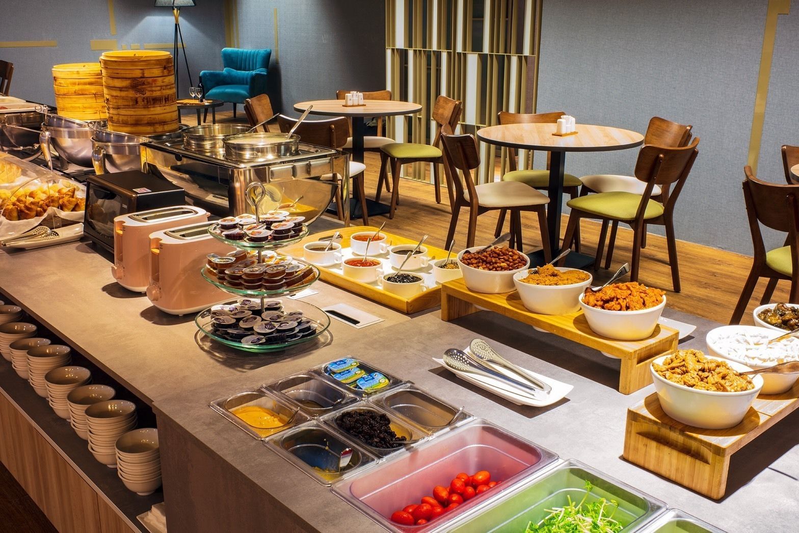 free daily local cuisine breakfast