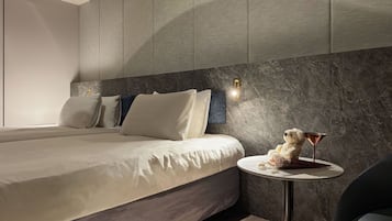 Superior Twin Room | Down comforters, desk, laptop workspace, blackout drapes