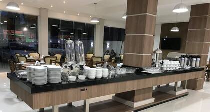 Confort Fronteira Hotel