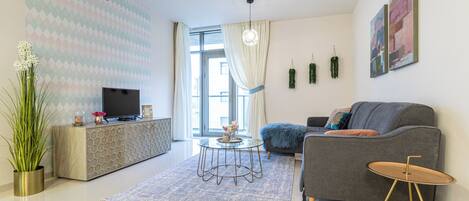 Design Apartment, 1 Bedroom | 1 bedroom, in-room safe, blackout drapes, iron/ironing board