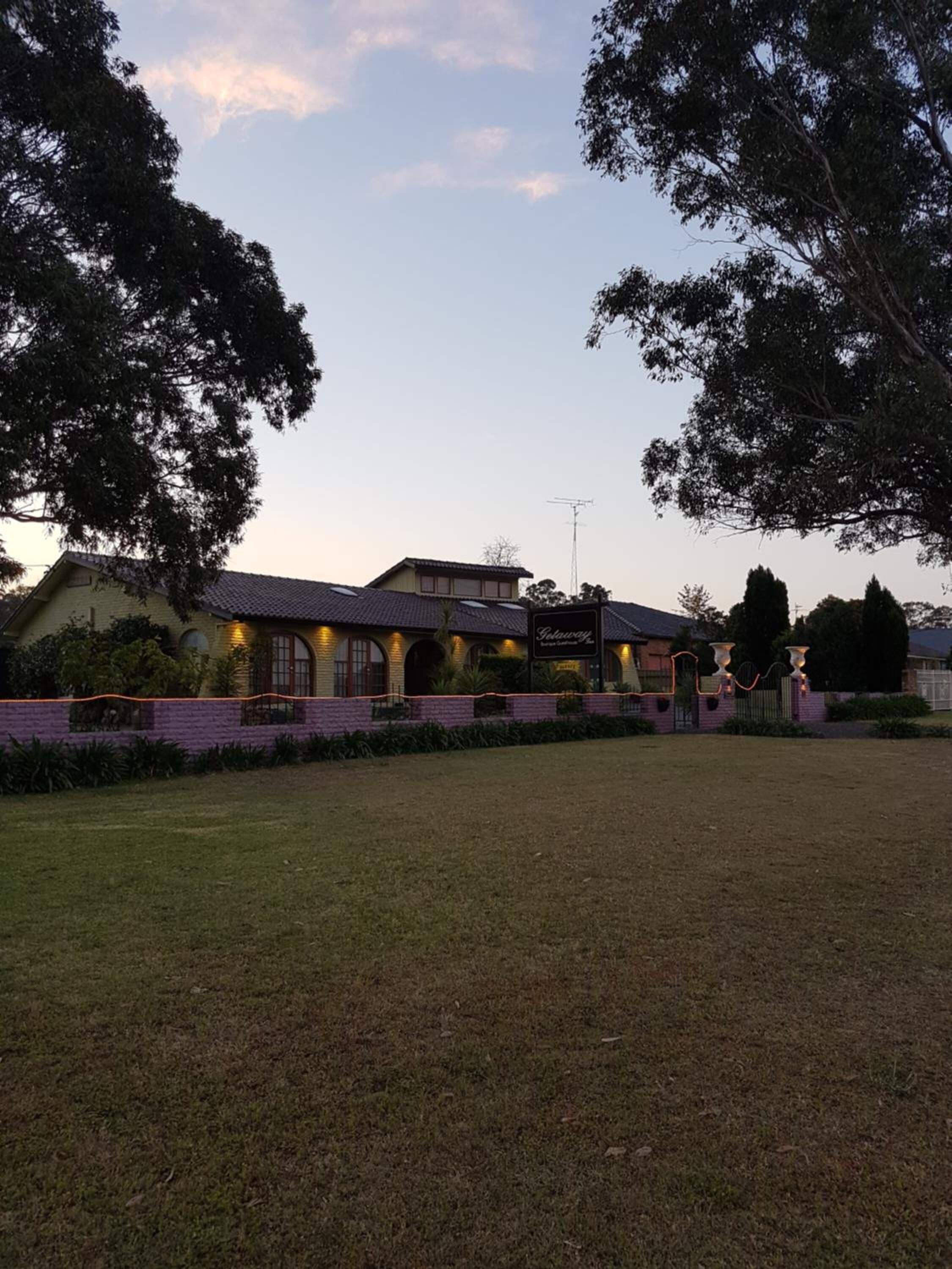 Khuôn viên nơi lưu trú