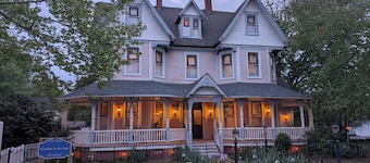 Garden and Sea Inn