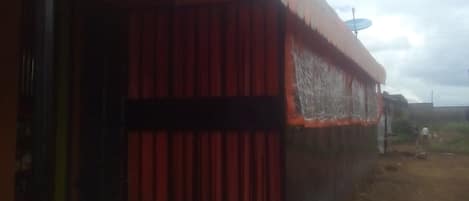 Entrada de la propiedad