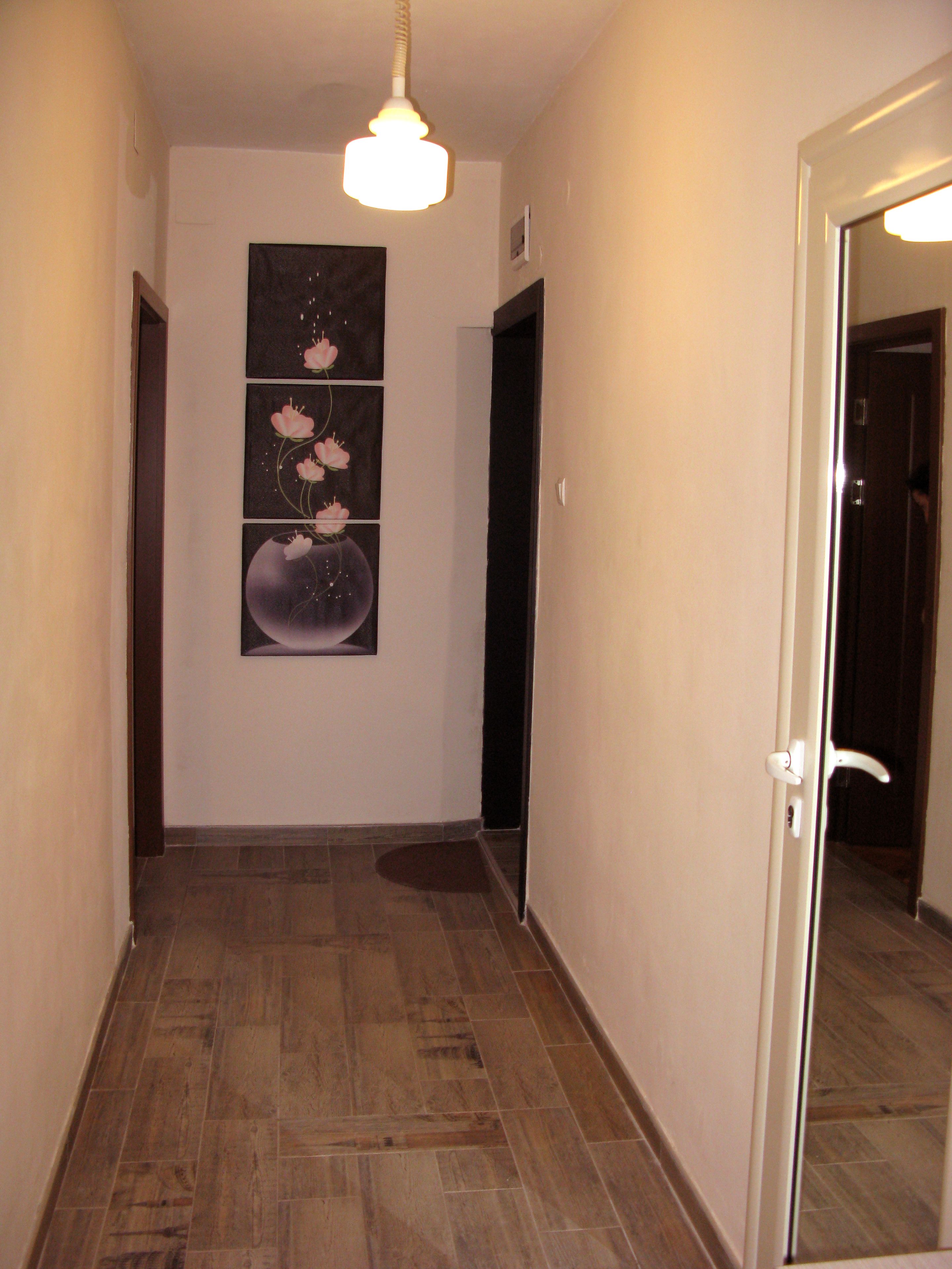 Apartment, 2 Bedrooms, City View, Sea Facing | Living area | Flat-screen TV
