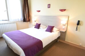 Escrivaninha, quartos à prova de som, ferros/tábuas de passar roupa