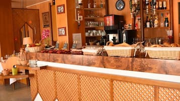 Daily buffet breakfast (EUR 10 per person)