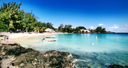 Pereybere Beach Apartments