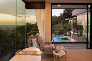 Phòng Deluxe, quang cảnh biển | Minibar, két bảo mật tại phòng, trang trí khác biệt 