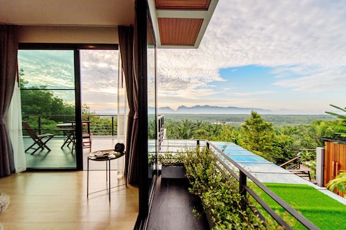 Ao Luek Panoramic Pool Villa