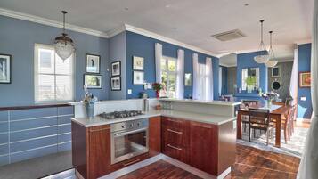 Villa, 4 Bedrooms, Garden View | Private kitchen | Full-sized fridge, microwave, oven, stovetop