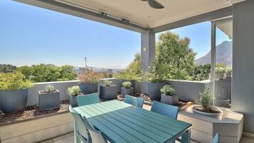 Villa, 4 Bedrooms, Garden View | Terrace/patio