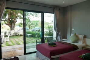 Habitación estándar con 2 camas individuales | Cortinas blackout y wifi gratis 