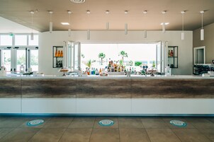 2 bars/lounges, poolside bar