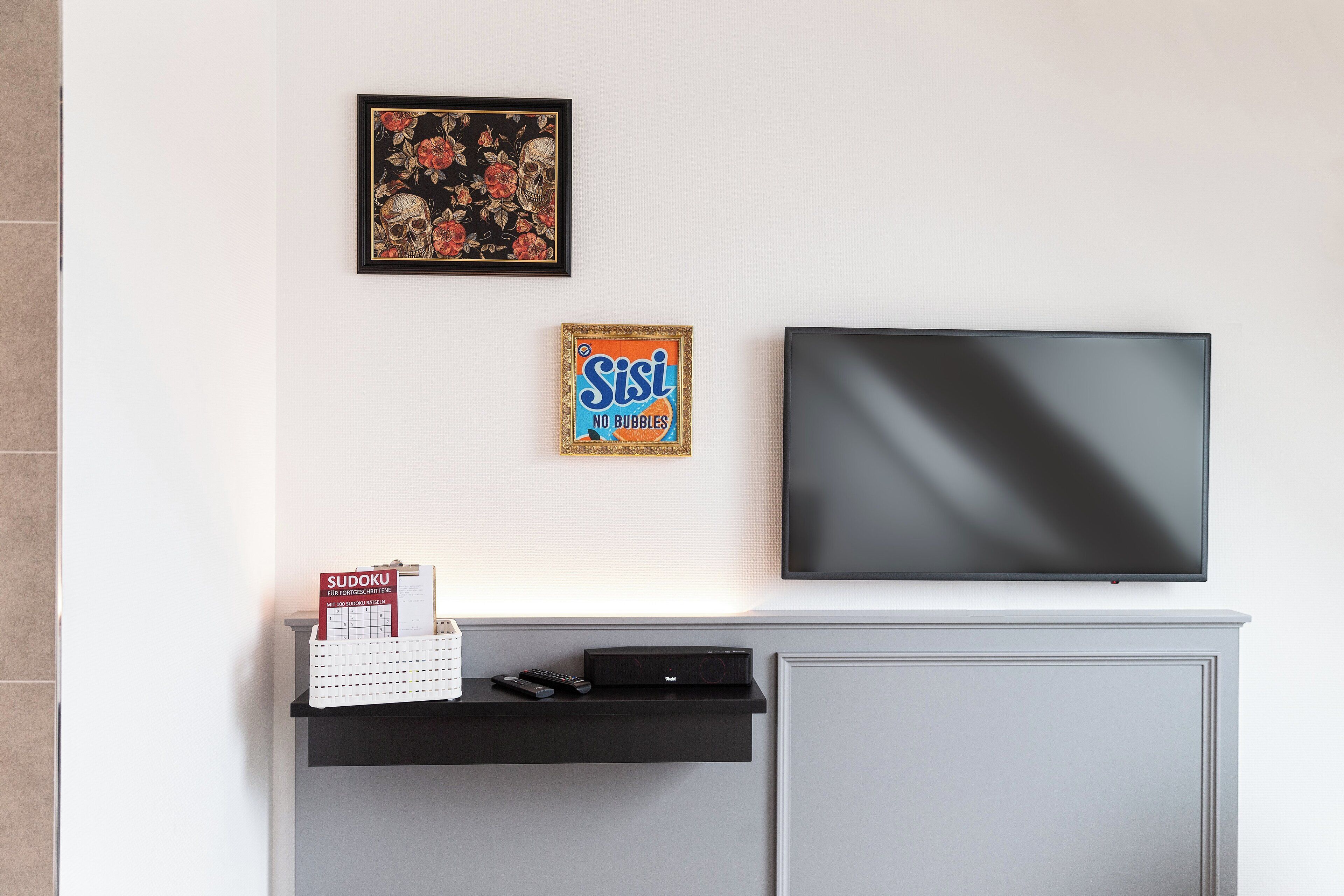 premium bedding, in-room safe, desk, soundproofing