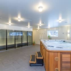 Tina de hidromasaje interior