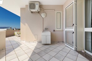 Appartement Classique, 2 chambres | Terrasse/Patio