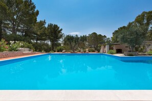 Piscina a l'aire lliure de temporada
