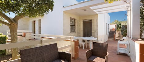 Villa Tradition, 3 chambres | Terrasse/Patio