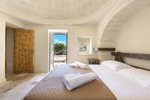 Villa, 5 Bedrooms, Private Pool | 5 bedrooms, iron/ironing board, free WiFi - Trulli Ion (Ostuni)