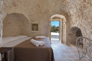 Villa, 5 Schlafzimmer, eigener Pool | 5 Schlafzimmer, Bügeleisen/Bügelbrett, kostenloses WLAN