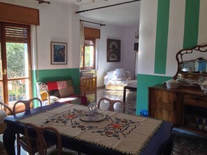 Interior detail - B&B Falcone (Castrovillari)