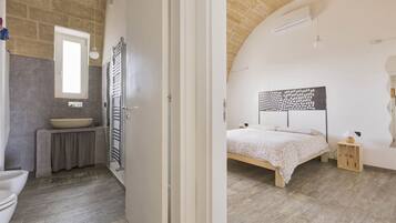 Villa, 2 Bedrooms, Pool Access | 2 bedrooms, iron/ironing board, free WiFi