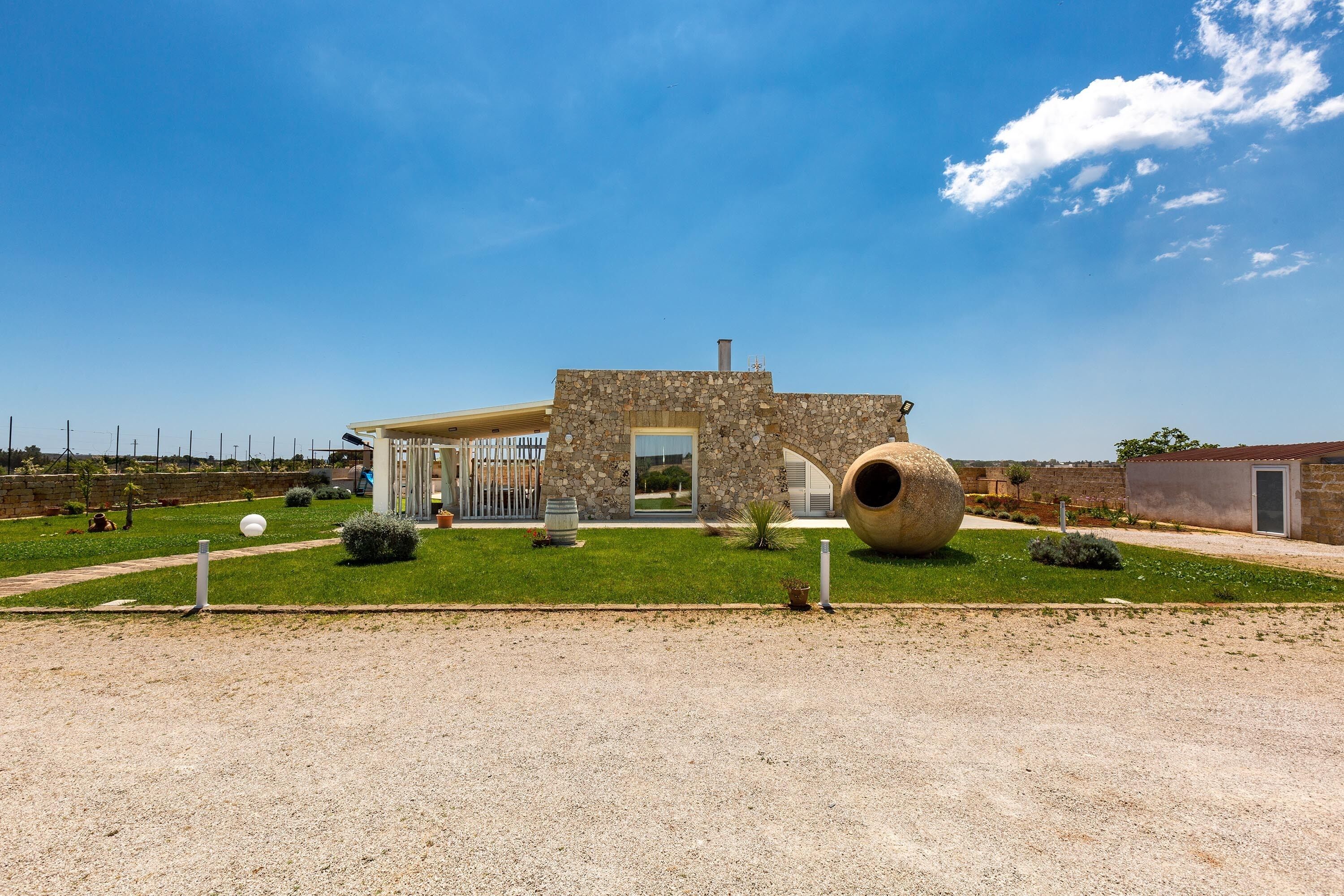 Facciata della struttura