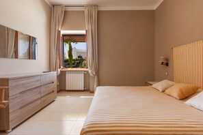 House, 3 Bedrooms | 3 bedrooms, iron/ironing board, free WiFi - Villette Piramo (Ostuni)