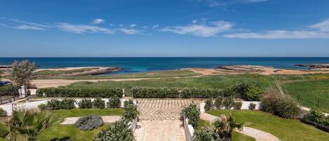 Uitzicht op strand/zee
