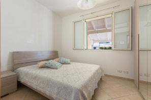 Comfort House, 3 Bedrooms | 3 bedrooms, iron/ironing board - Villetta Teresa (Nardò)