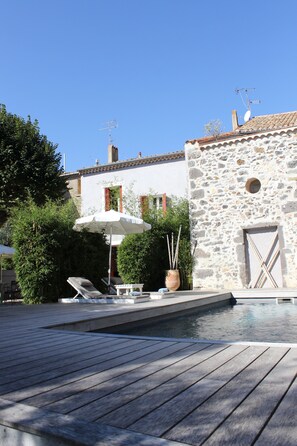 Seasonal outdoor pool - Les Chambres d'Andréa (Marseillan)