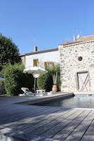 Piscina externa sazonal