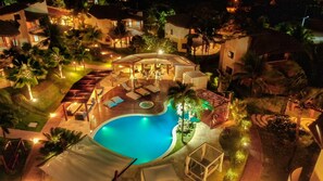 Outdoor pool, open 8 AM to 10 PM, pool loungers - Eco Village Cumbuco (Caucaia)