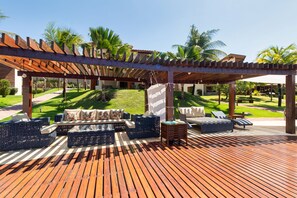 Sun deck - Eco Village Cumbuco (Caucaia)