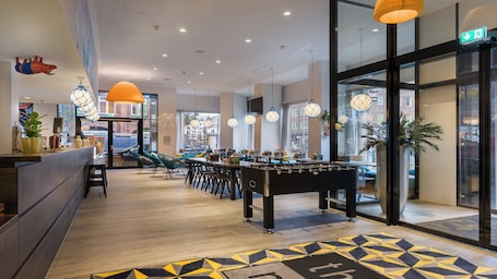 Fachada. Holiday Inn - the niu, Welly Kiel by IHG