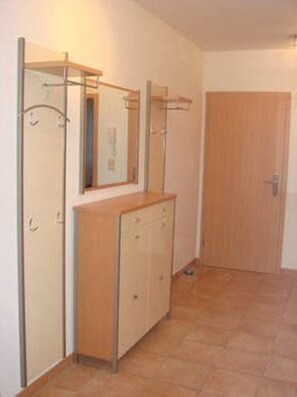 Apartment, 2 Bedrooms | Living area