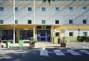 Front of property - B&B Hotel Viry-Châtillon (Viry-Chatillon)