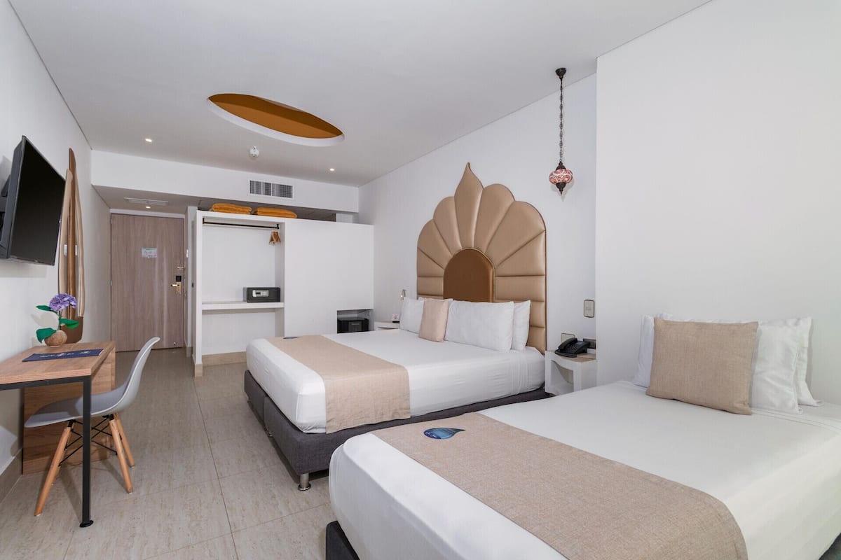 1 bedroom, premium bedding, minibar, in-room safe