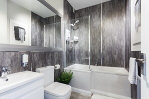 Apartment | Bathroom
