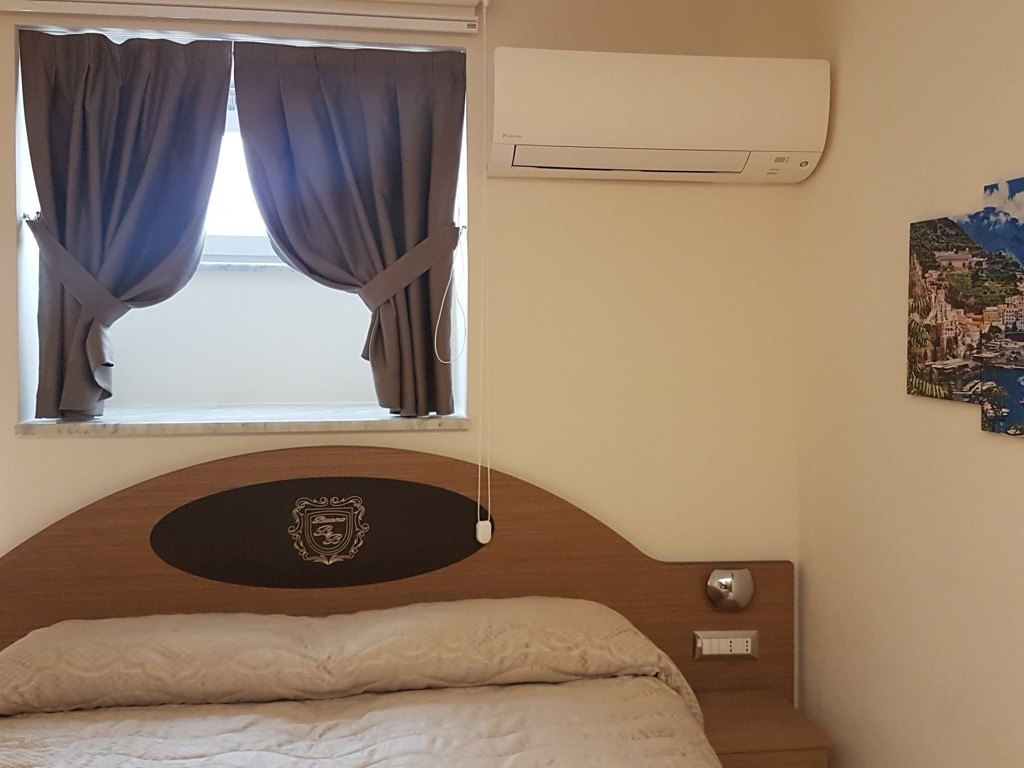 In-room safe, desk, free WiFi, bed sheets