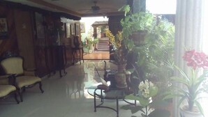 Unclassified image, 4 of 15, button - Hotel Real Altamira (Managua)