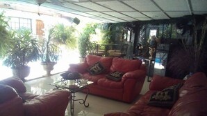 Unclassified image, 5 of 15, button - Hotel Real Altamira (Managua)