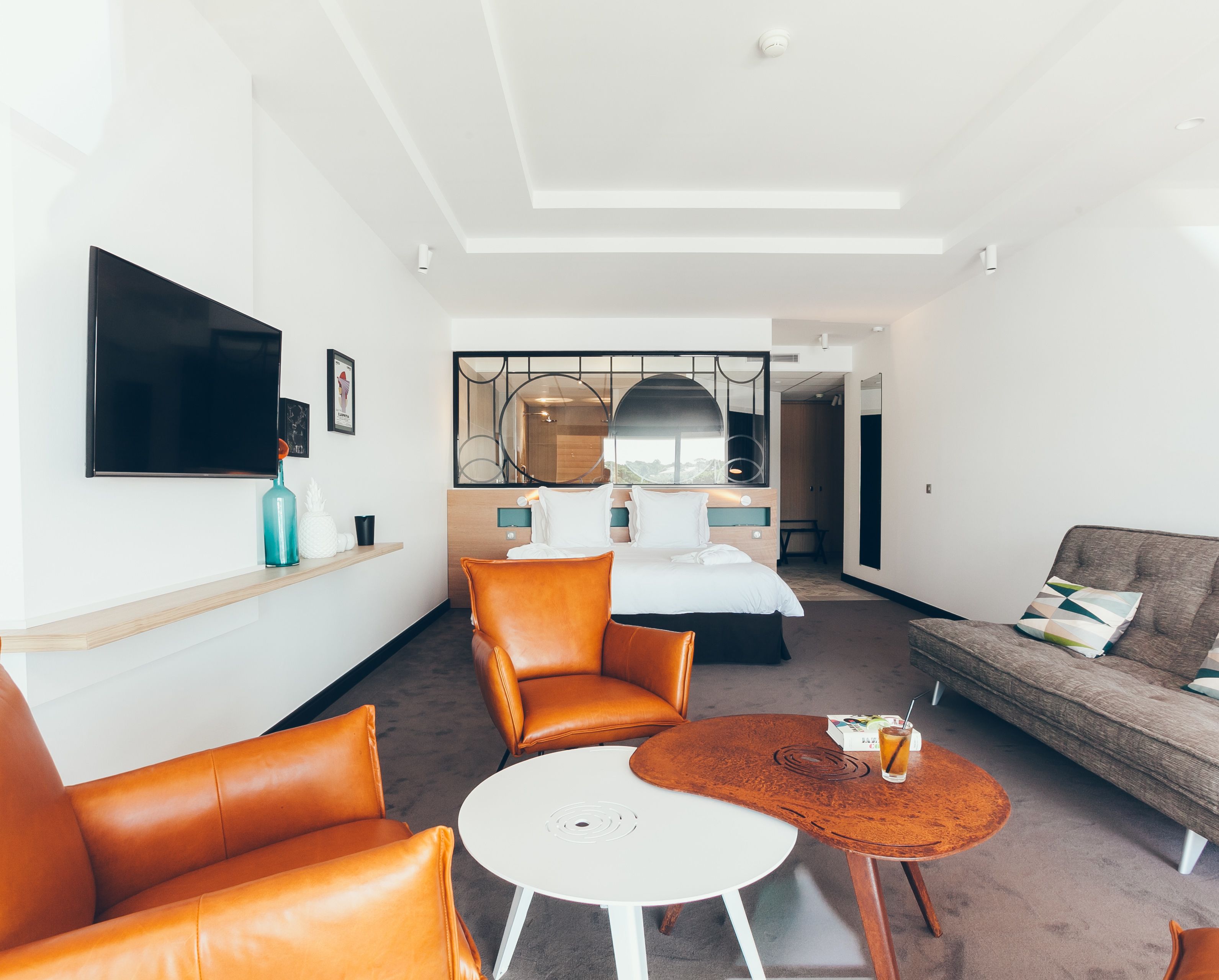 suite (dream) | living area | flat-screen tv