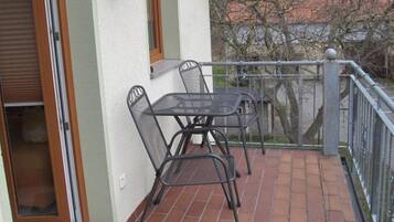 Apartment, 2 Schlafzimmer | Balkon
