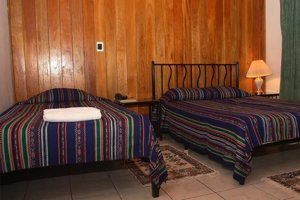 In-room safe, free WiFi