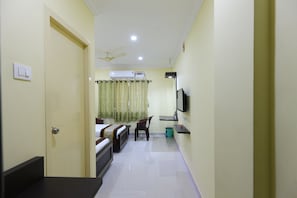 Quarto duplo superluxo | 1 quarto, roupas de cama premium, frigobar, cofres nos quartos