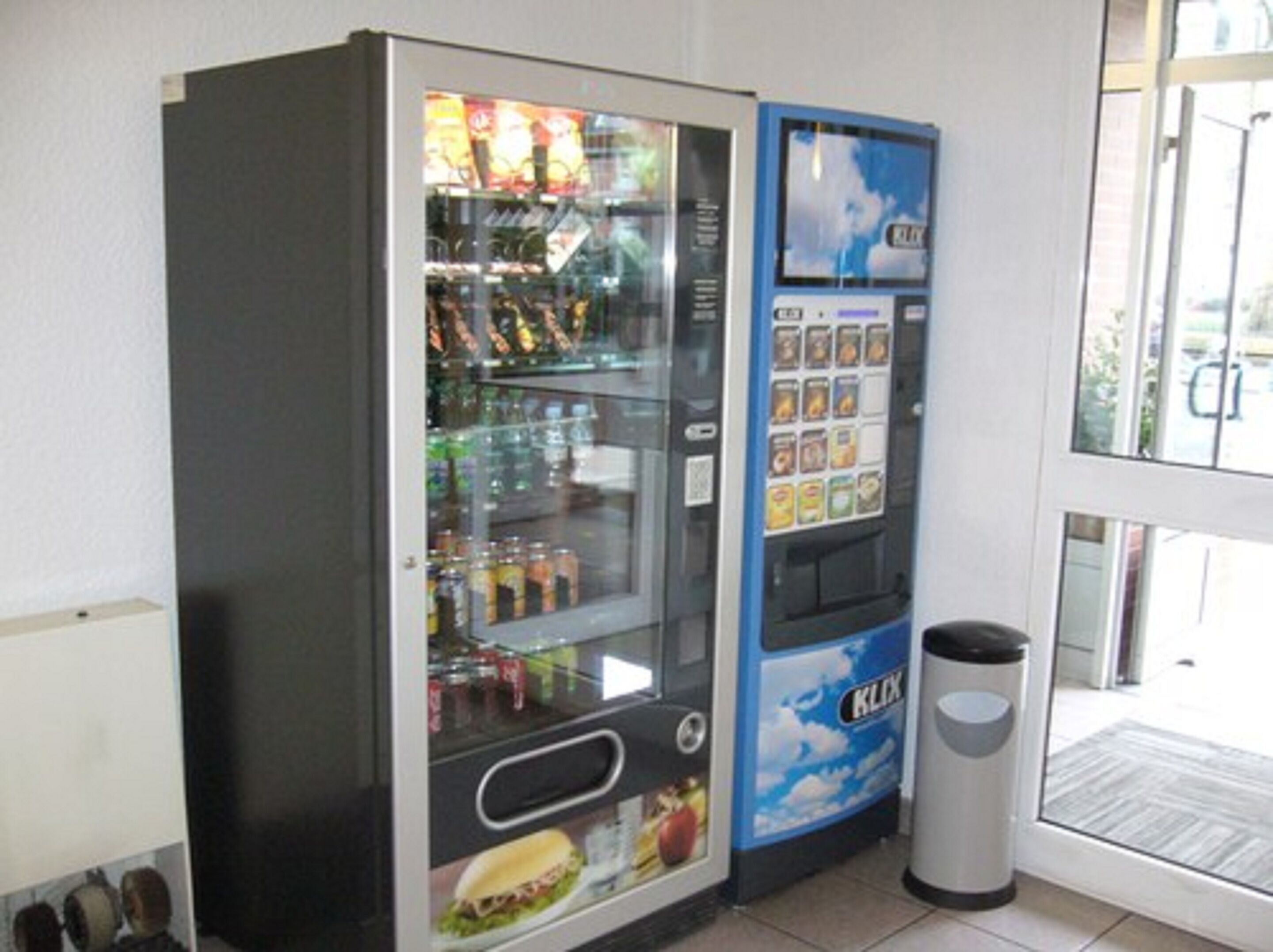 vending machine