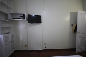 Apartamento standard, 1 quarto | Comodidades do quarto